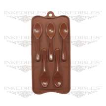 How do you make a chocolate mold in a silicone mold?